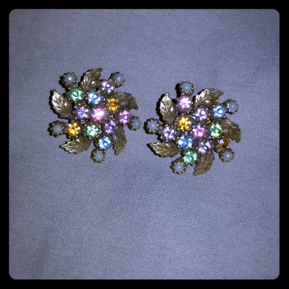 Clip on earrings